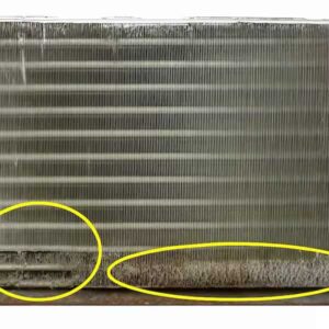 serpentin condensador de un aire acondicionado de ventana deteriorado